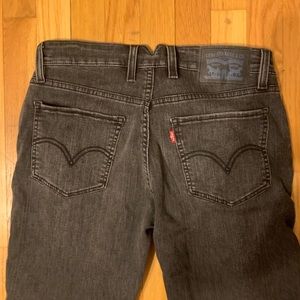 Levi’s Mid/Low Waist Jeans